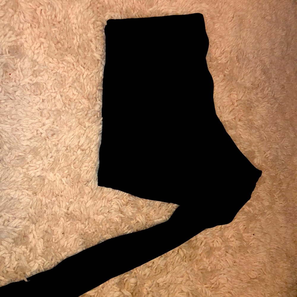 Two piece set - Picture 2 of 3